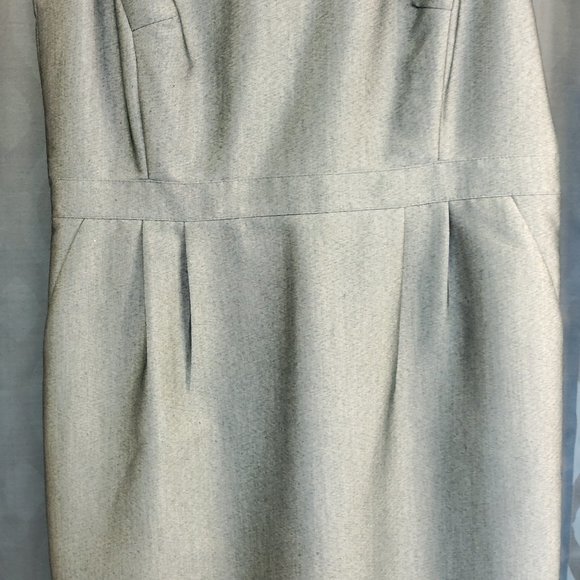 Dress - Picture 3 of 6